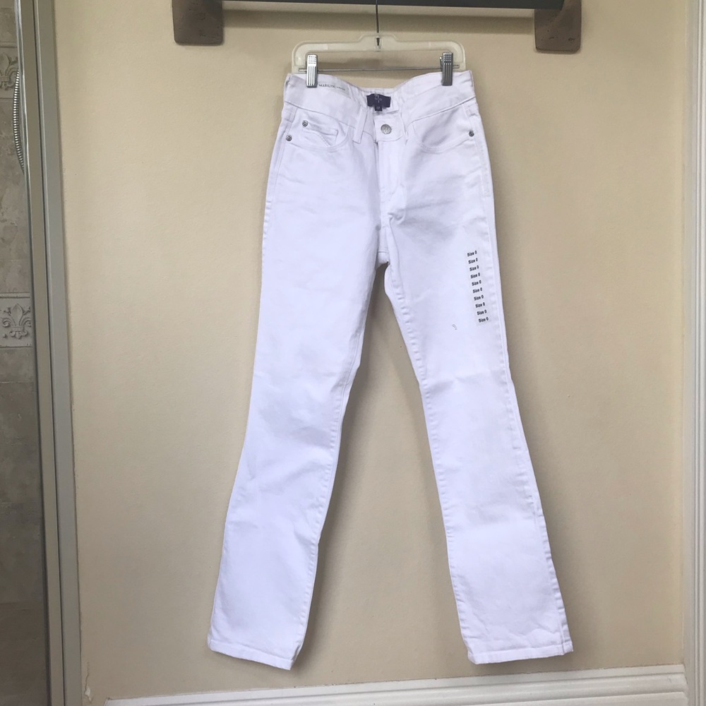 Nwot NYDJ White Marilyn stretch straight leg jeans